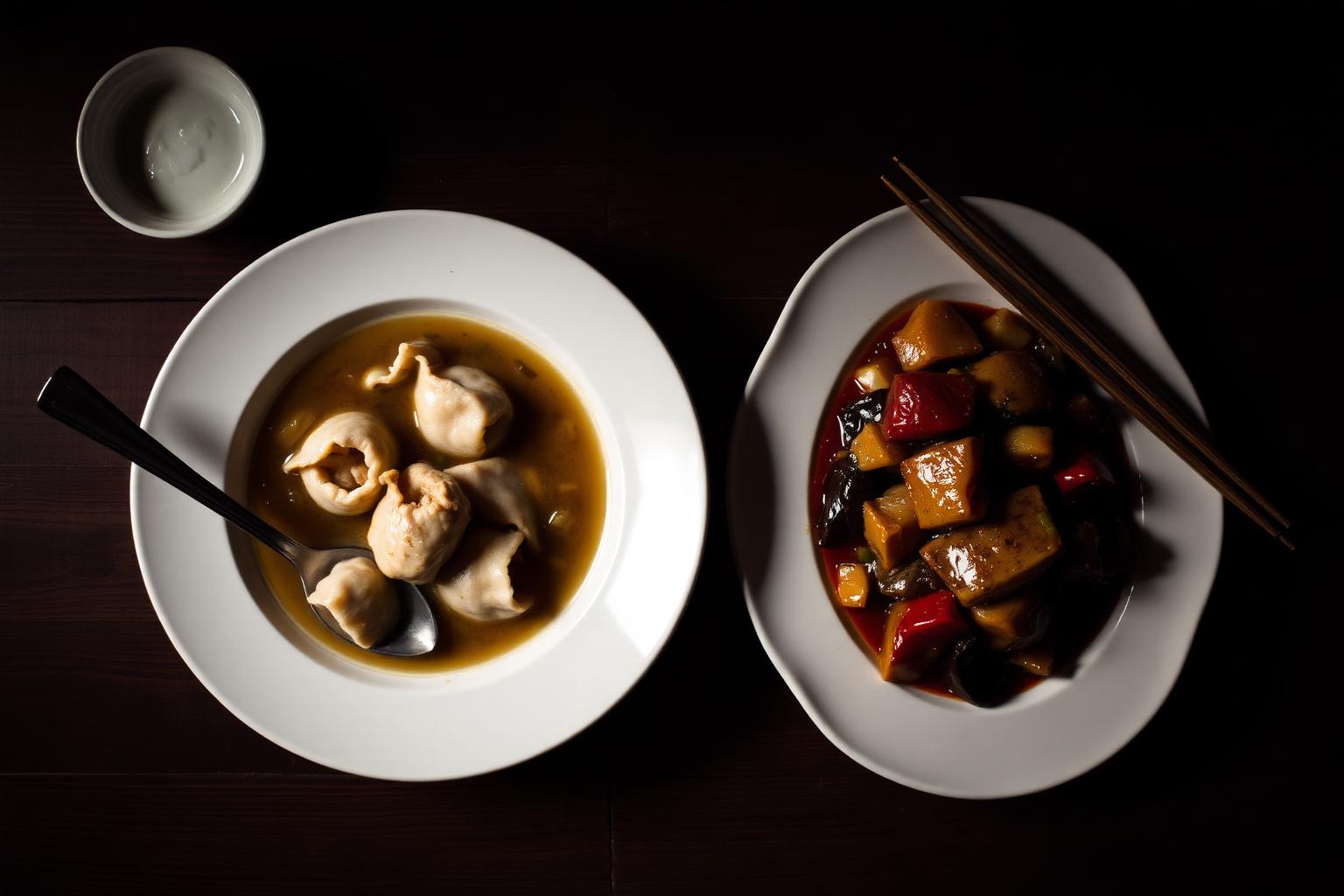 Platos de cocina china para compartir